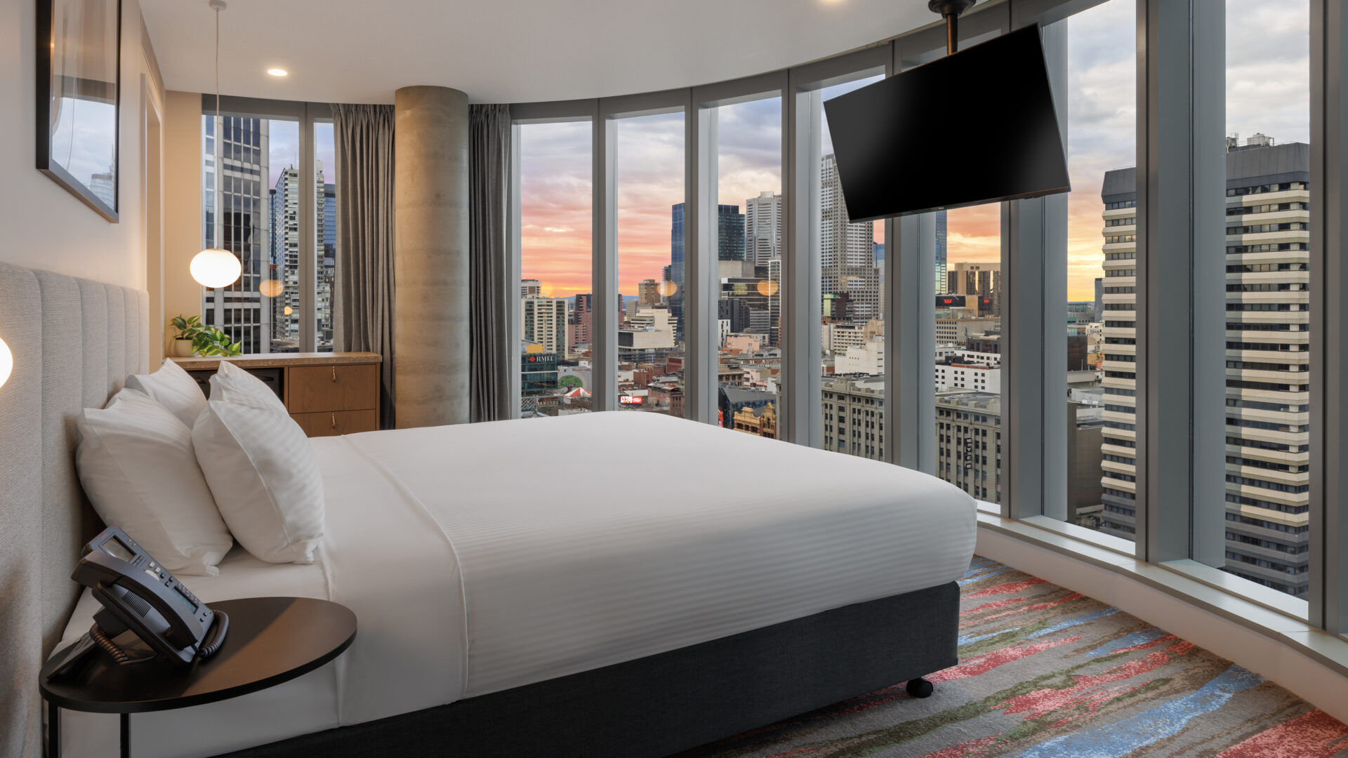 Brady King City View Room