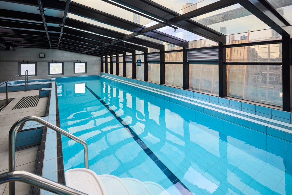 Swimming Pool - Brady Apartment Hotel Flinders Street