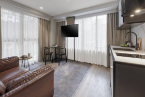 Studio Apartment Living Room & Kitchen - Brady Hotel Jones Lane