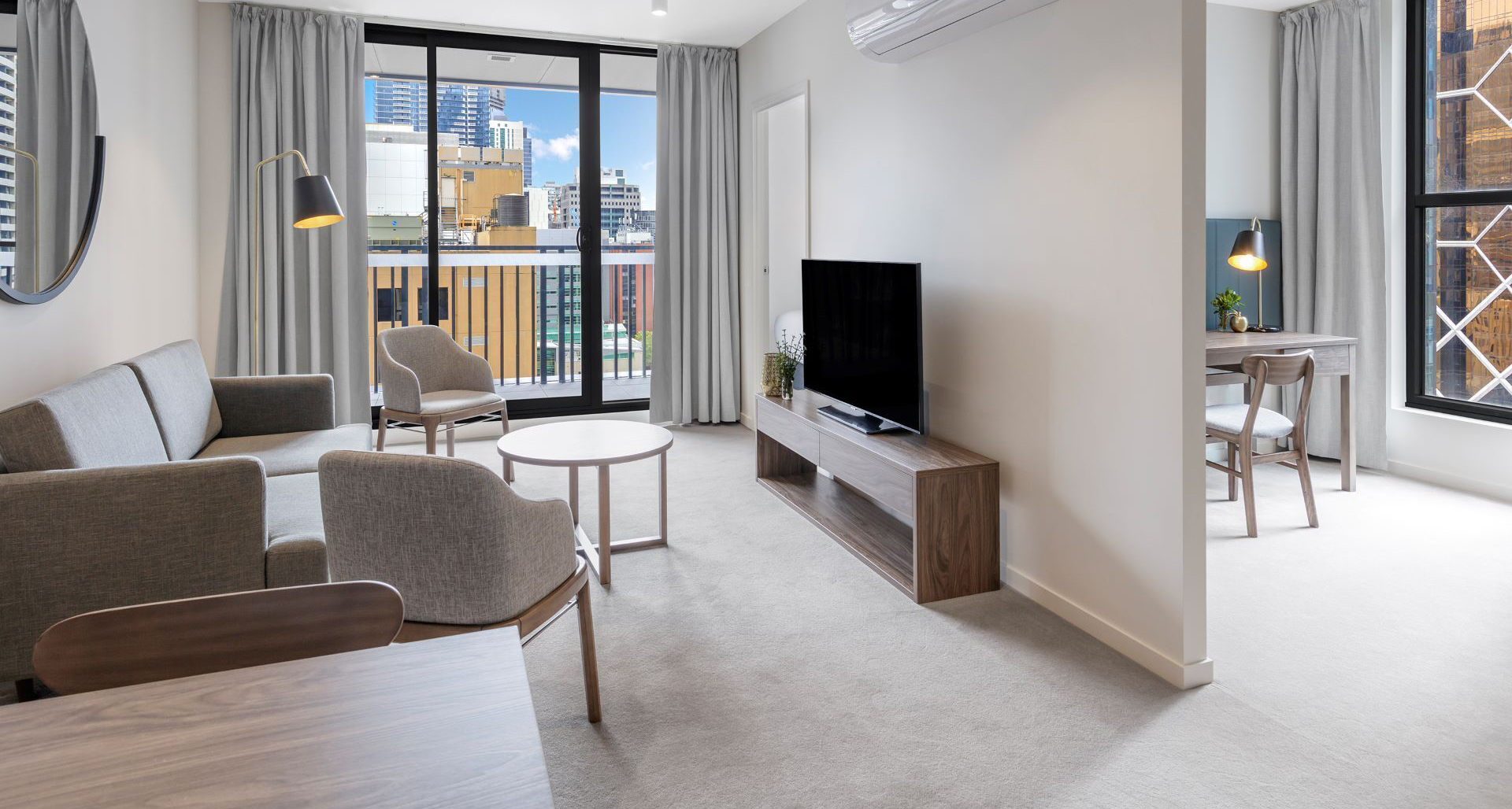 Spacious Brady hotel room